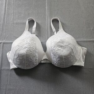 Bali White Lightly Lined Underwire Bra Size 38D